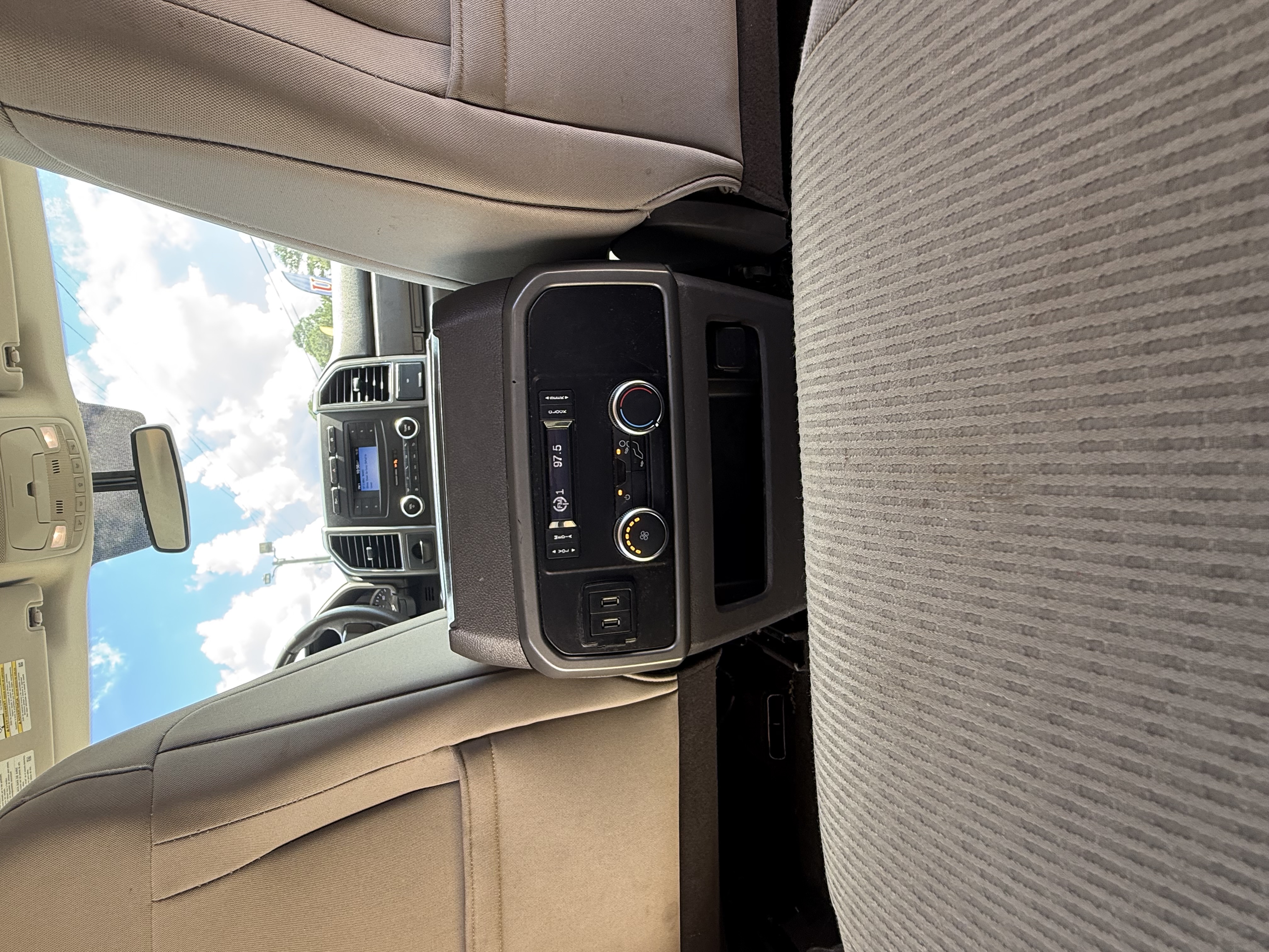 2018 Ford Expedition XLT - Photo 14