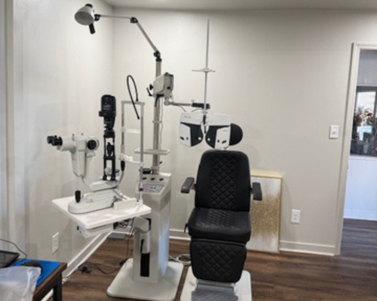 Digital eye exam technology Birmingham Alabama