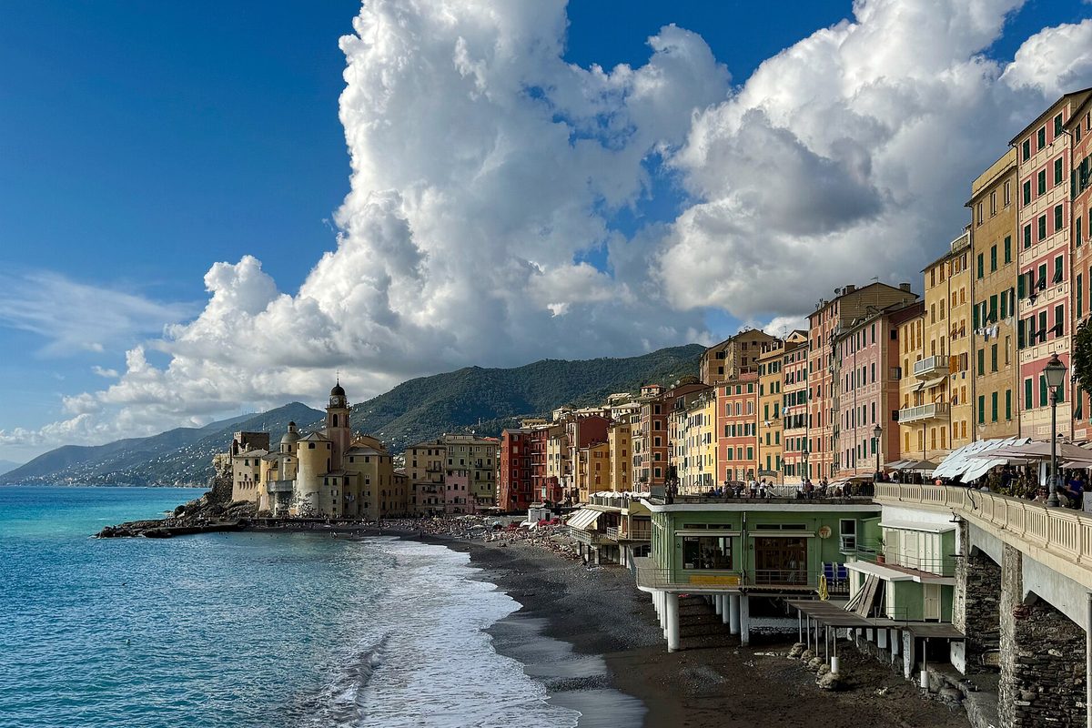 Camogli, le case colorate sul mare