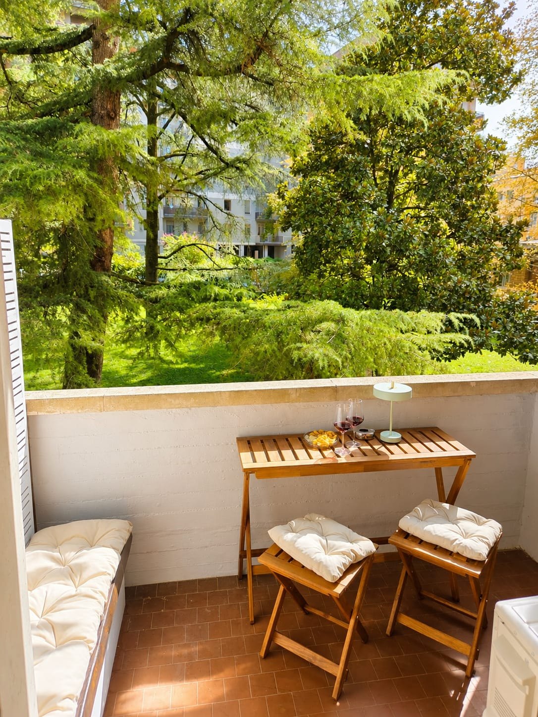 Balcone affacciato sul verde · Marco Polo Apartment Borgo Trento