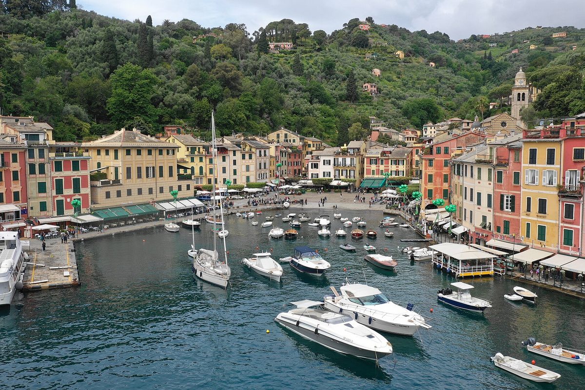 Il porticciolo e la piazzetta di Portofino