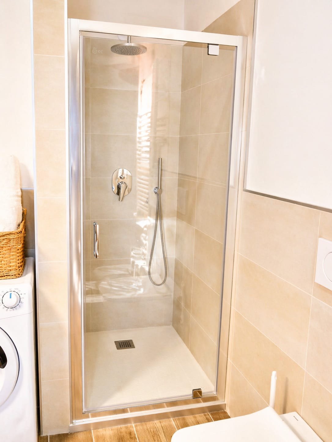 Bagno con doccia · San Zeno