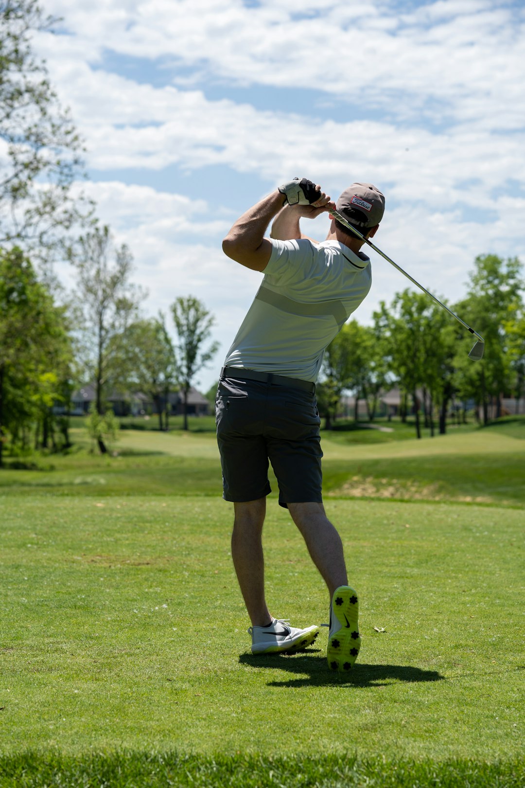 golfers elbow pain