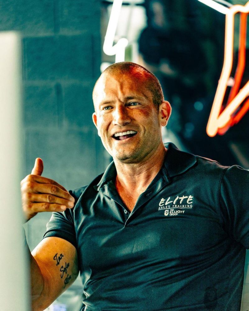 Andy Elliot