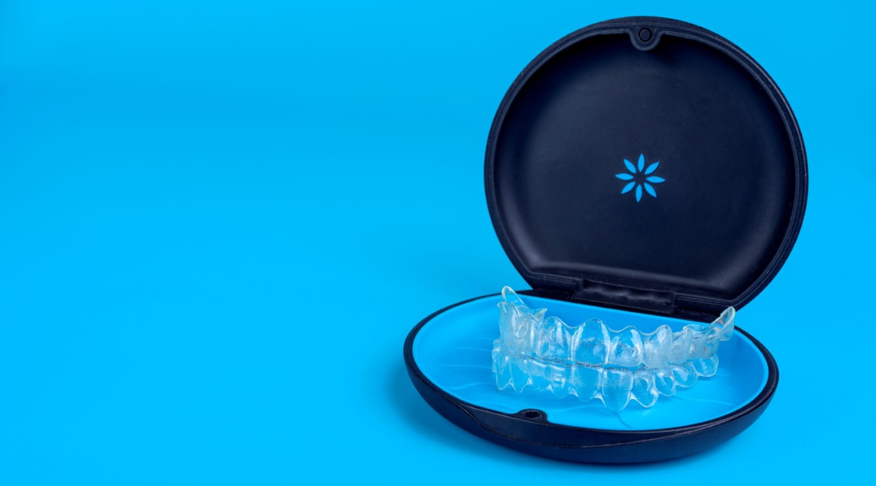 Clear aligners in an Invisalign case