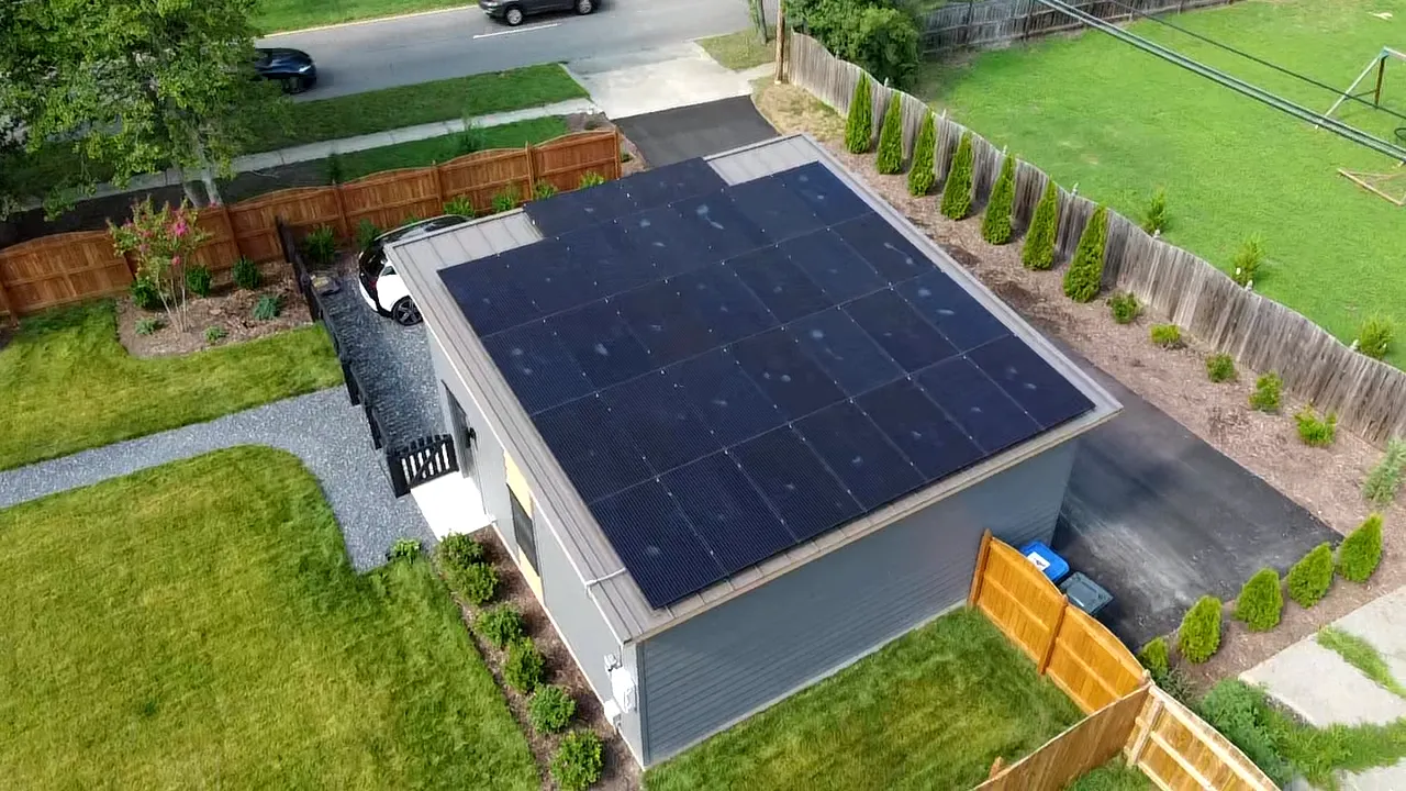 Client-provided rooftop solar project
