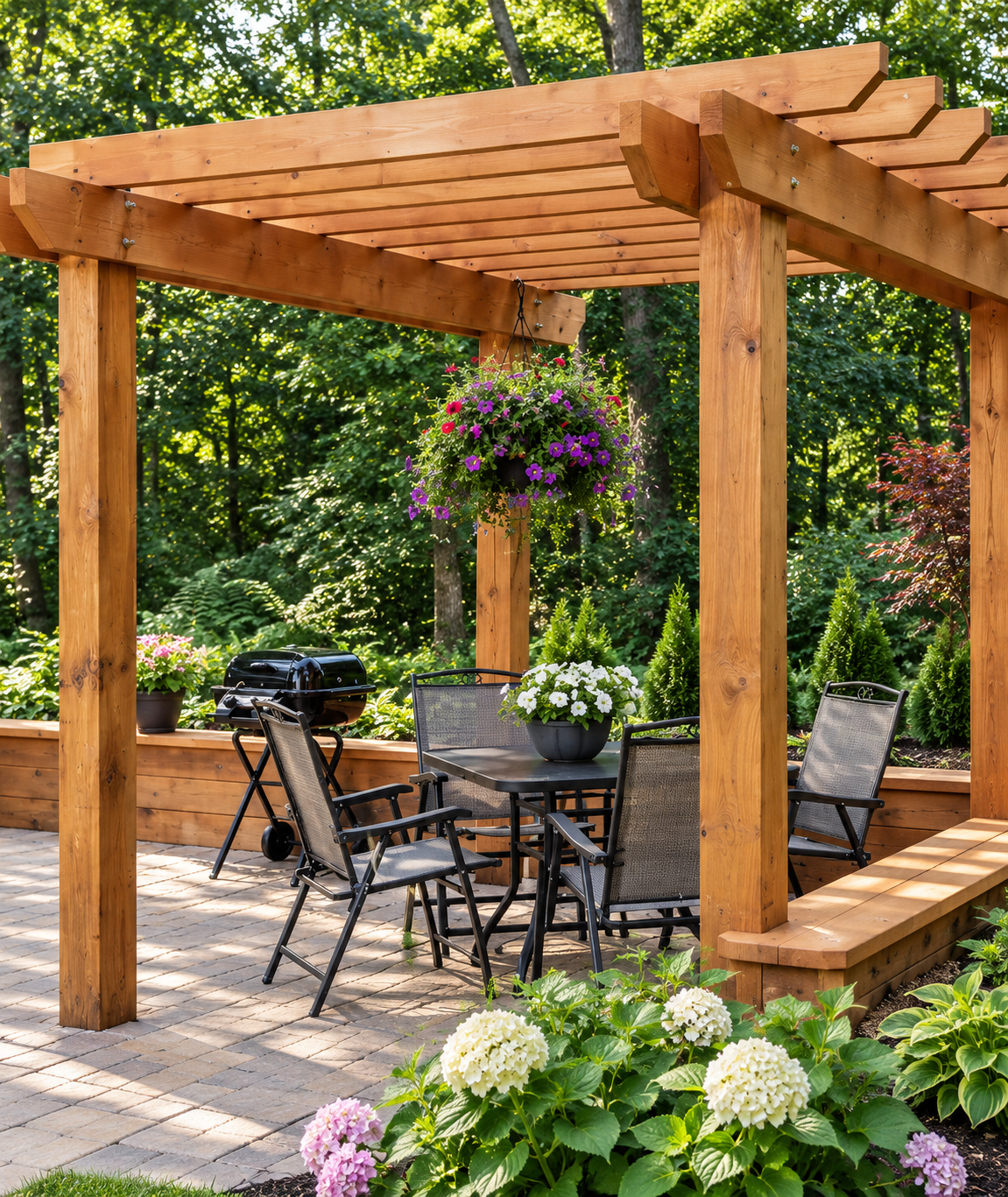 Madison Green Team outdoor structure detail photo