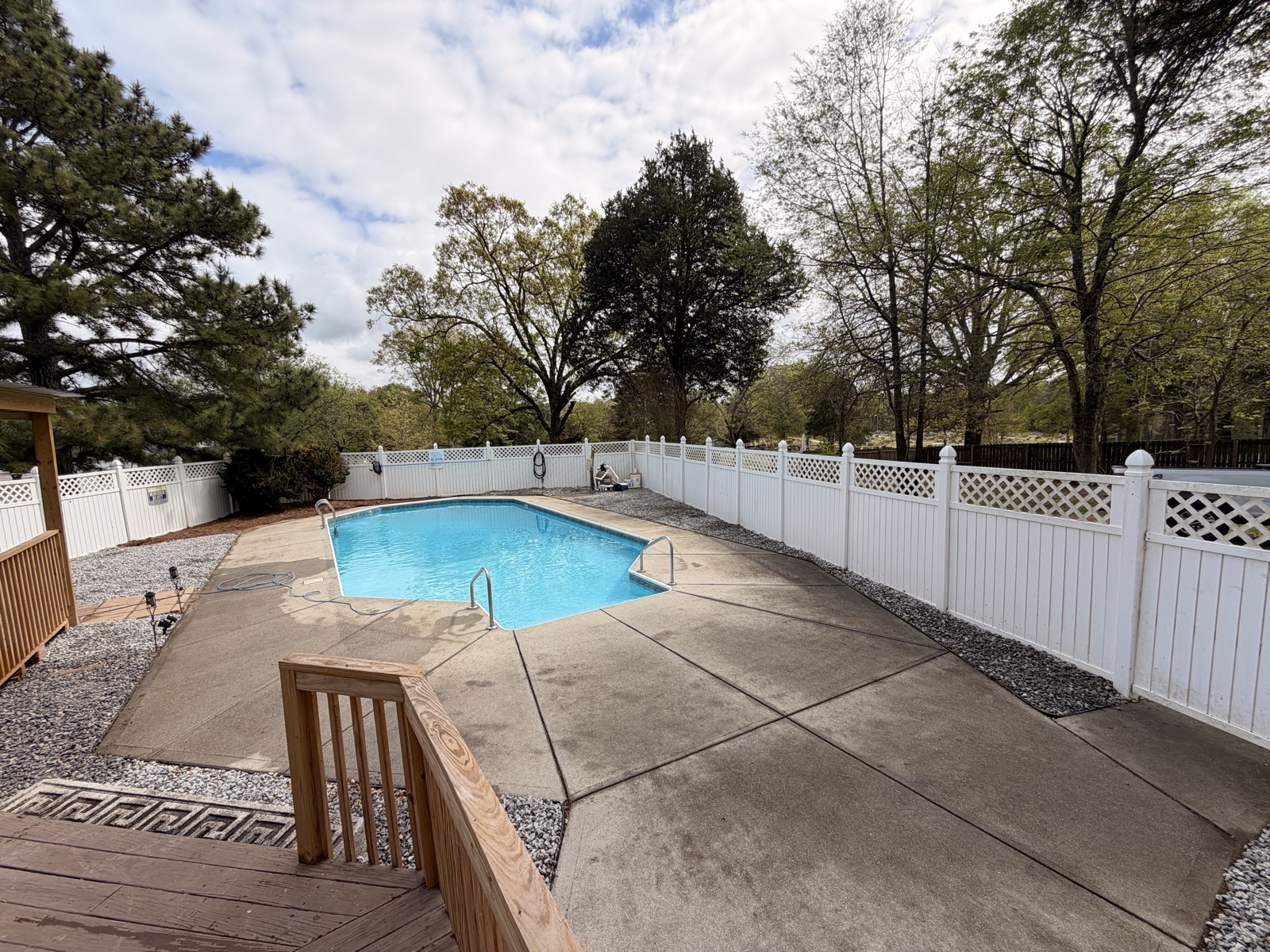 Pool cleaning service in Cary NC