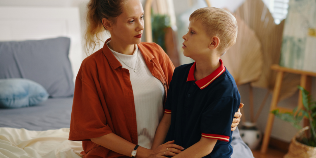 mom-talking-to-his-son-about-bedwetting