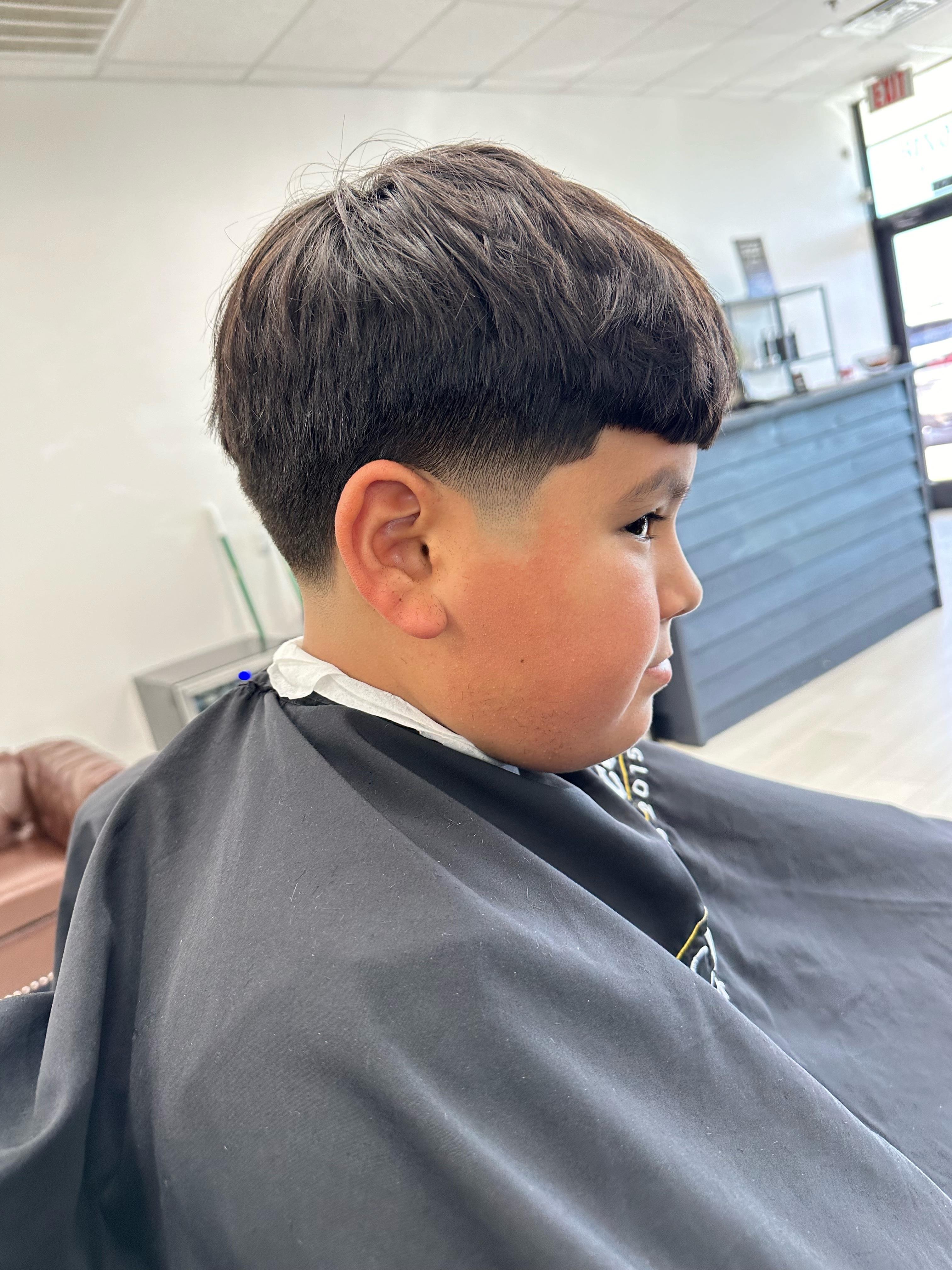 Pearland's Premier Barbershop for Haircuts, Shaves, & Men's Grooming