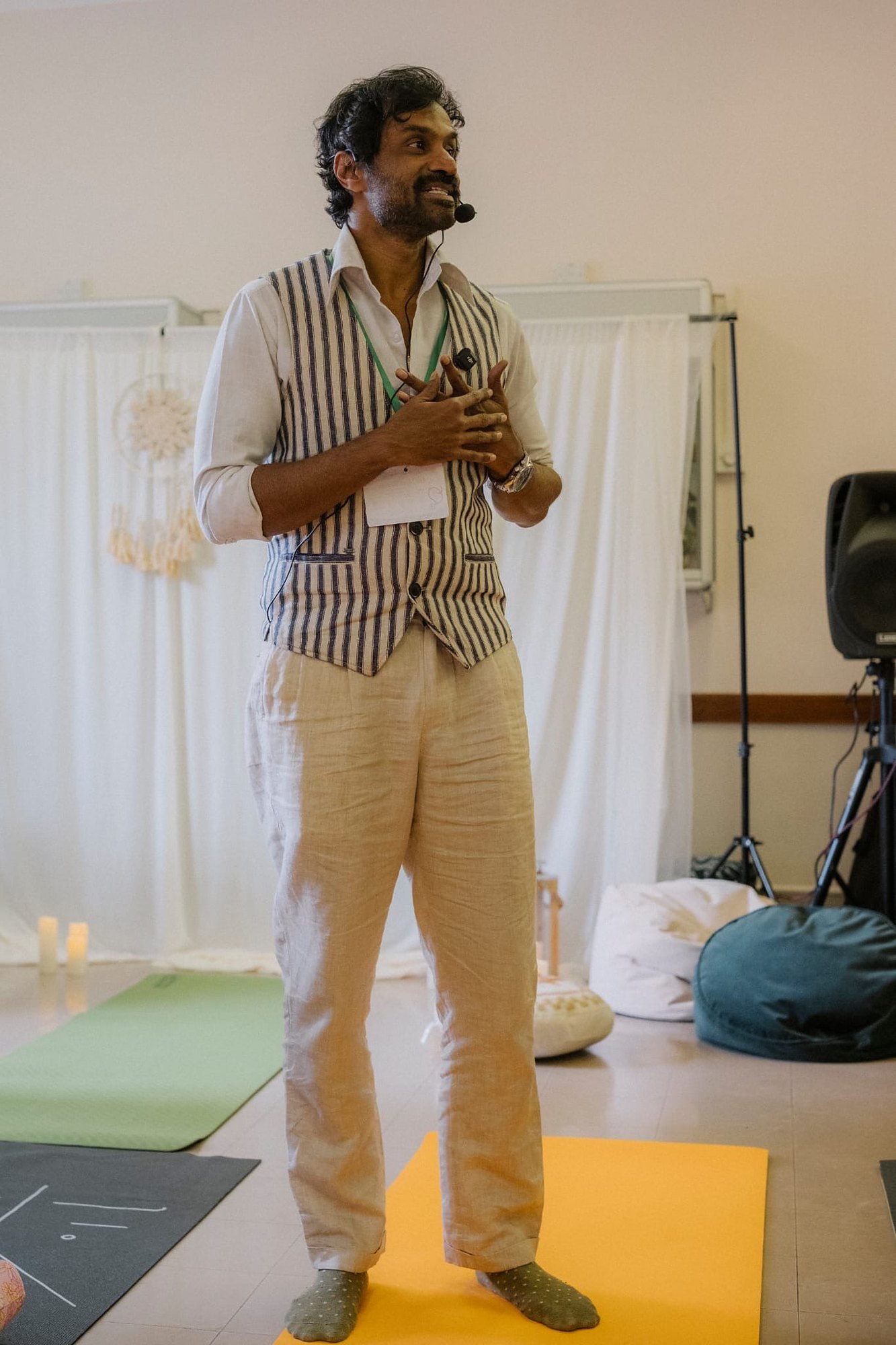 Dr Neel Reddy teaching on retreat