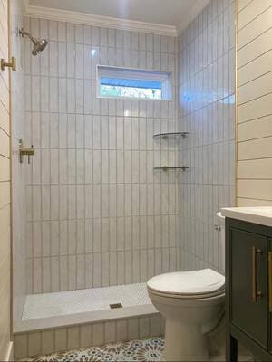 {{ custom_values.service_3 }} in {{custom_values.area_3})