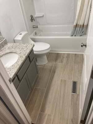 {{ custom_values.service_3 }} in {{custom_values.area_3})