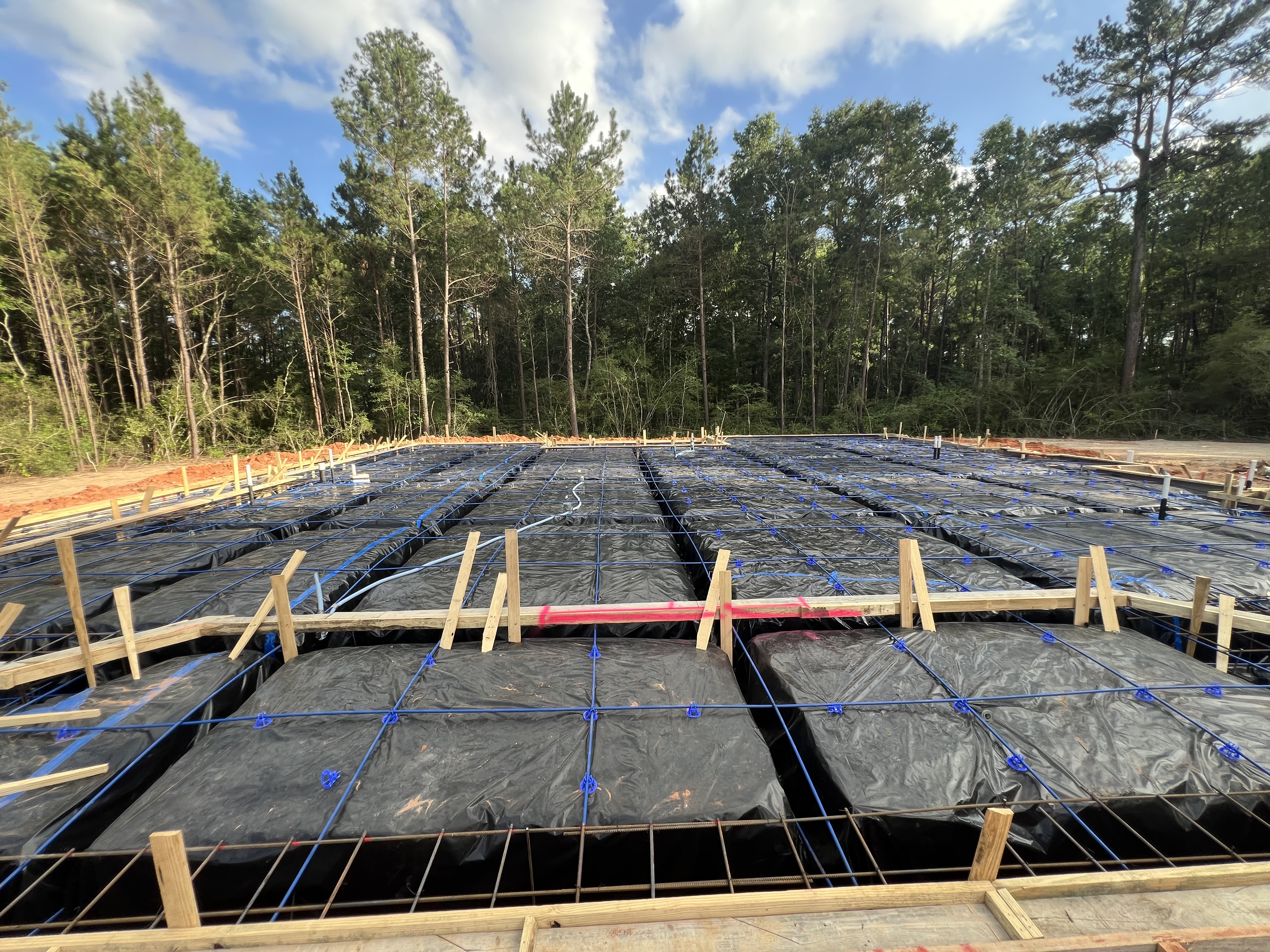 Completed custom home exterior by Green Fox Construction in The Woodlands area