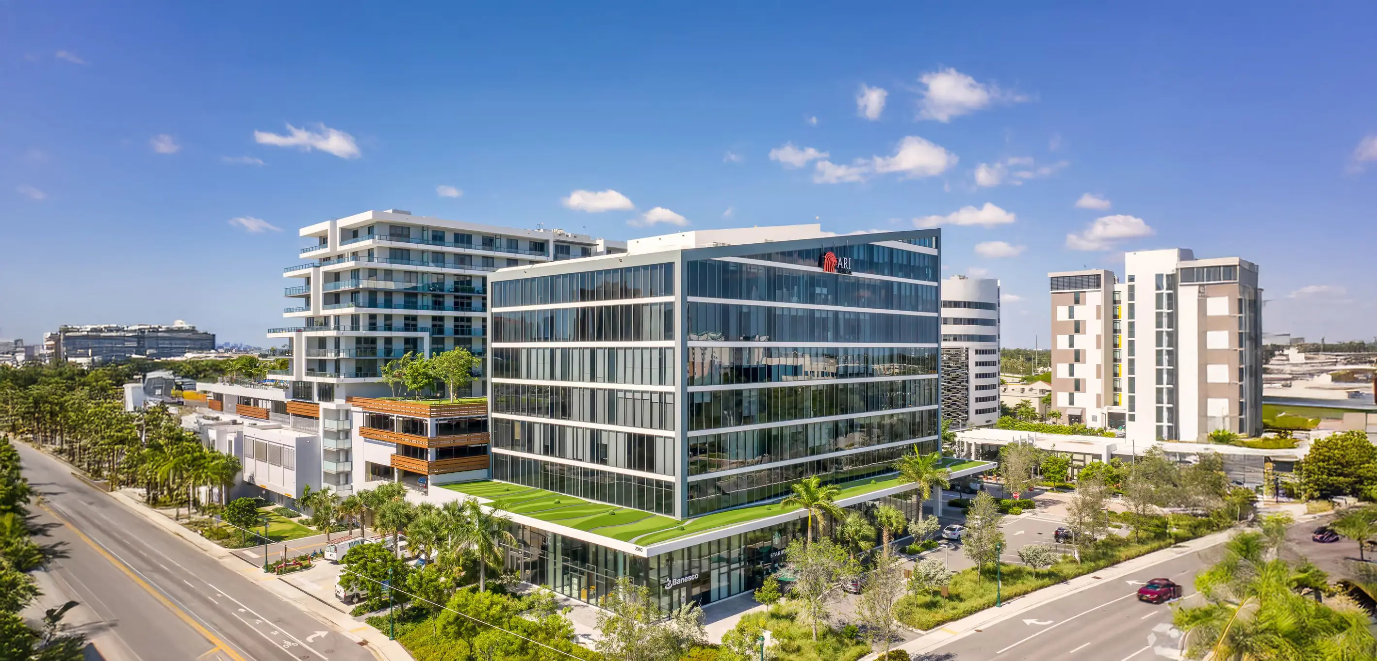 ICONIC Workspaces Aventura