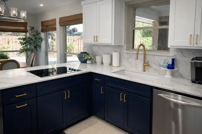 Fort Worth kitchen remodel featuring polished granite countertops, warm wood cabinets, stainless steel appliances, large central island, pendant lighting, subway tile backsplash, hardwood floors, and natural light