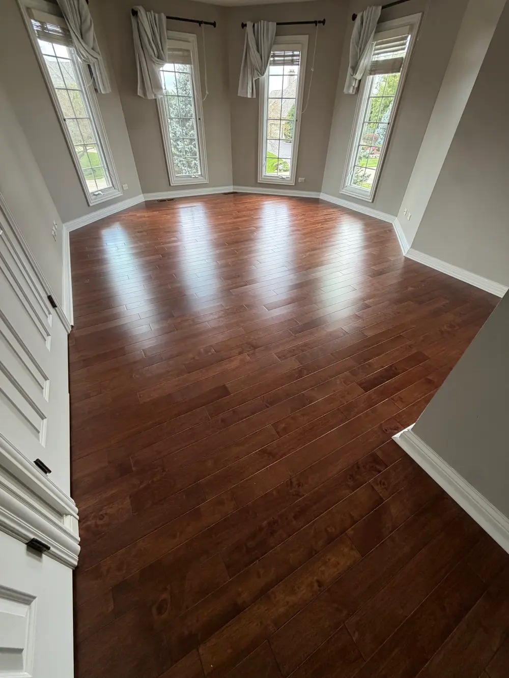 Click-Lock Vinyl Installation projects in Darien IL showcasing beautiful floors and professional craftsmanship