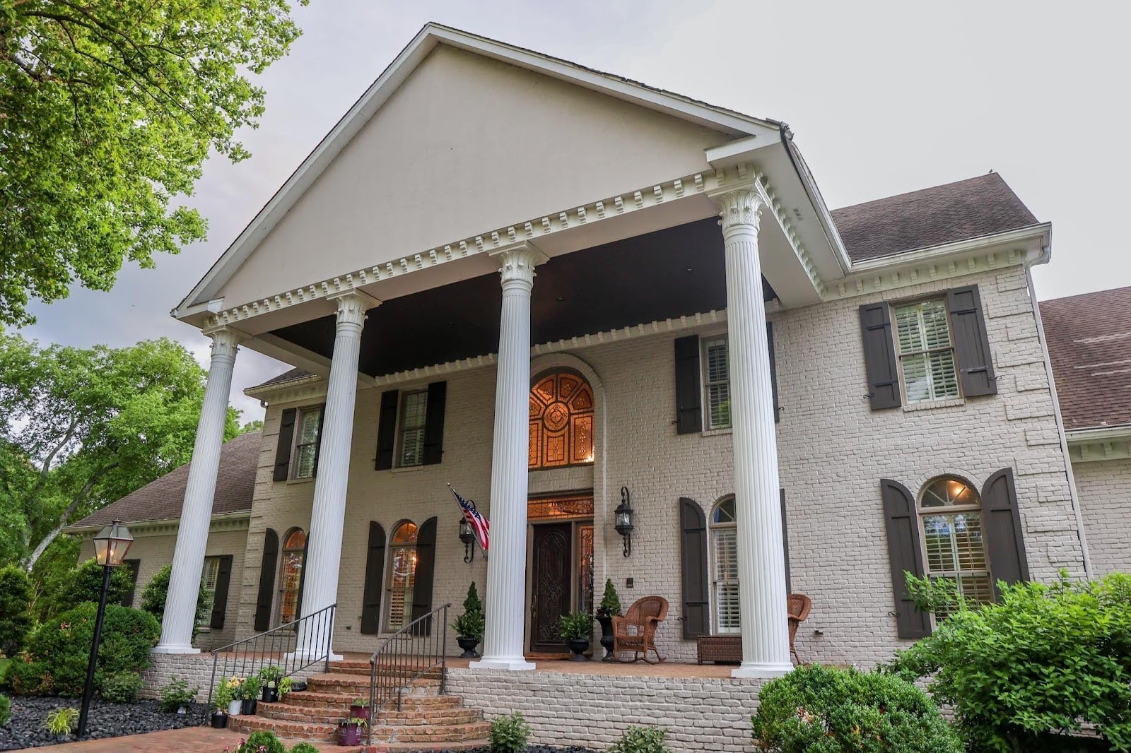 the Z Hall Event Center in Owosso Michigan is the location for the 40-Women-Over-40 Exhibit and Gala hosted by Lori Alley Studios