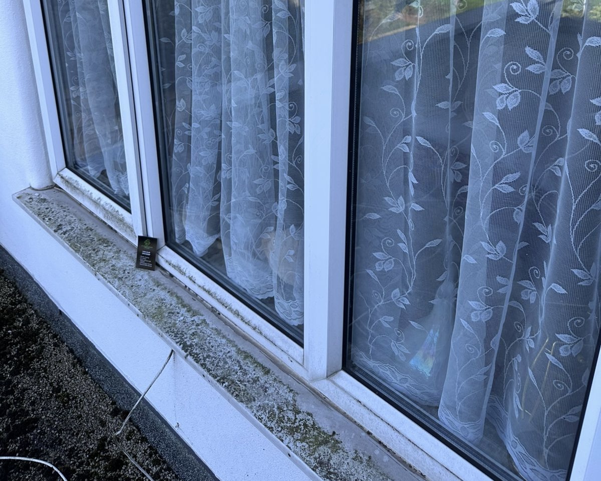 romford window cleaning before 4