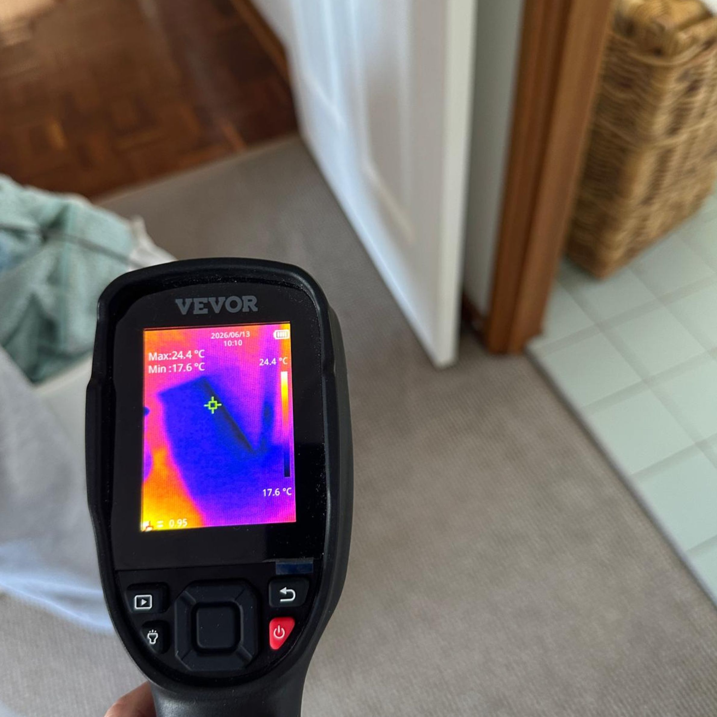Thermal imaging camera detecting hidden moisture in the carpet outside the upstairs ensuite after a burst flexi hose leak in Bateau Bay. Thermal imaging camera detecting hidden moisture in the carpet outside the upstairs ensuite after a burst flexi hose leak in Bateau Bay.