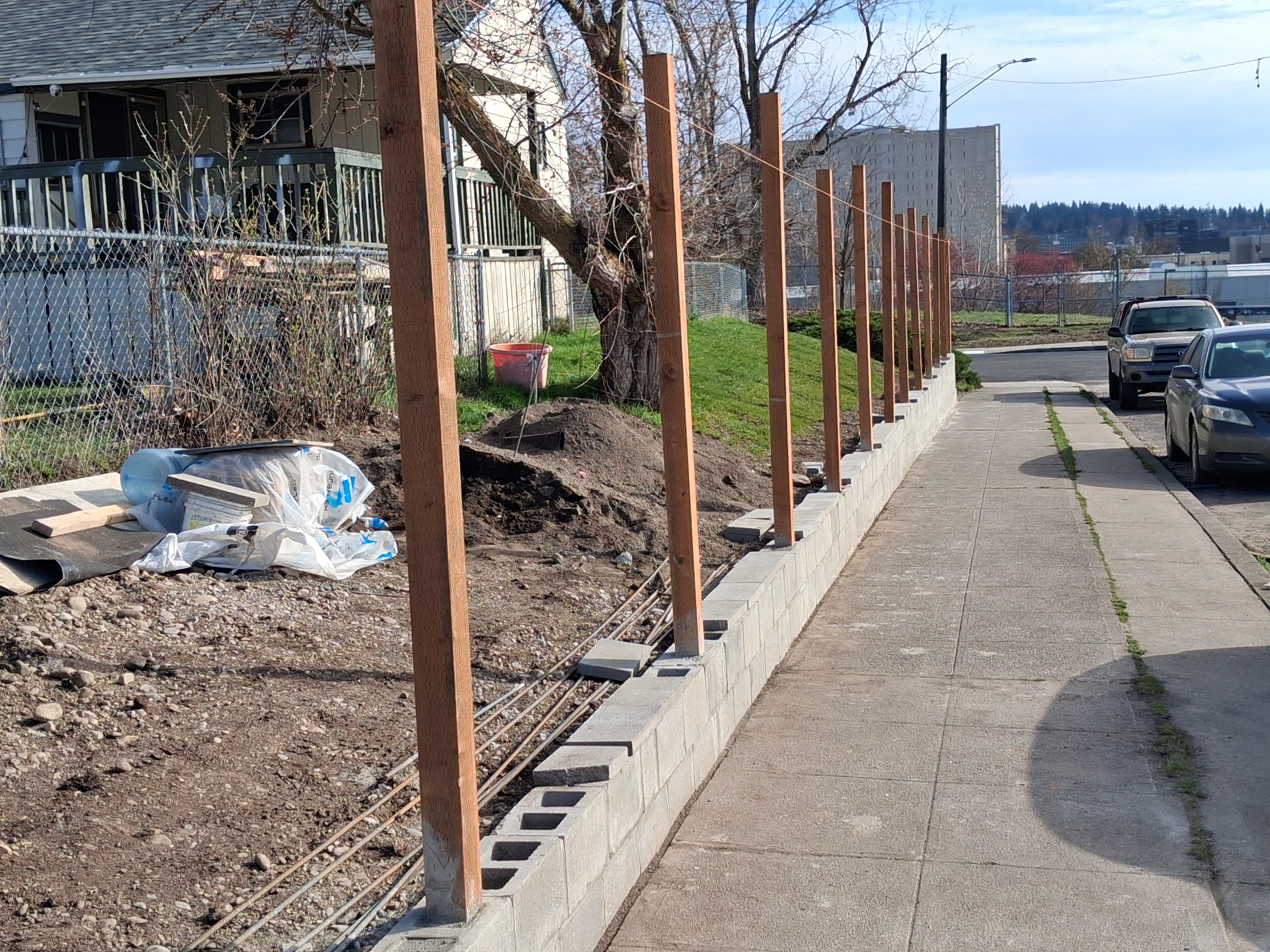 Fence repair & replacement