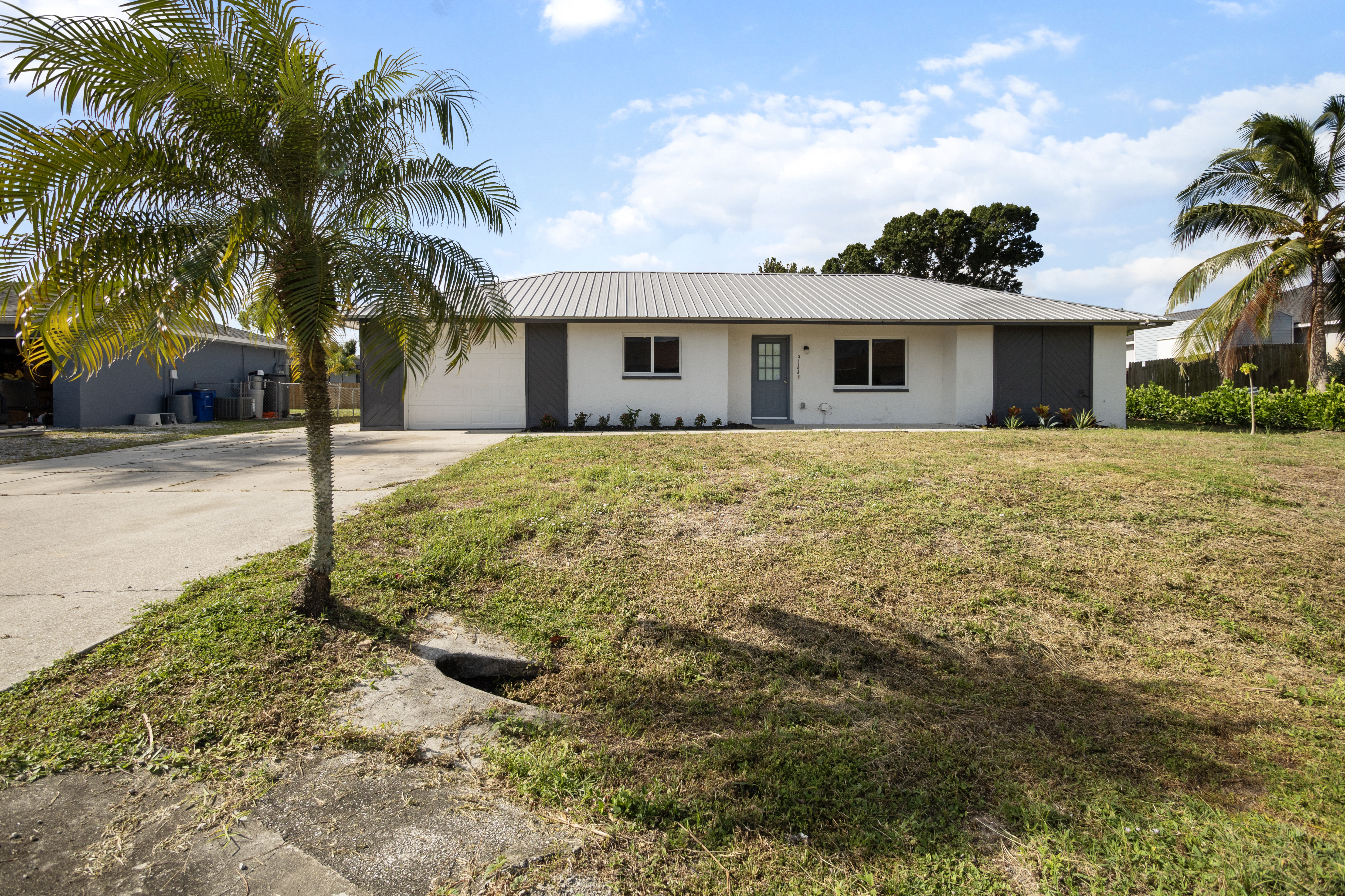 9144 Morris Rd, Fort Myers