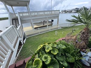 {{ custom_values.service_3 }} in {{custom_values.area_3})