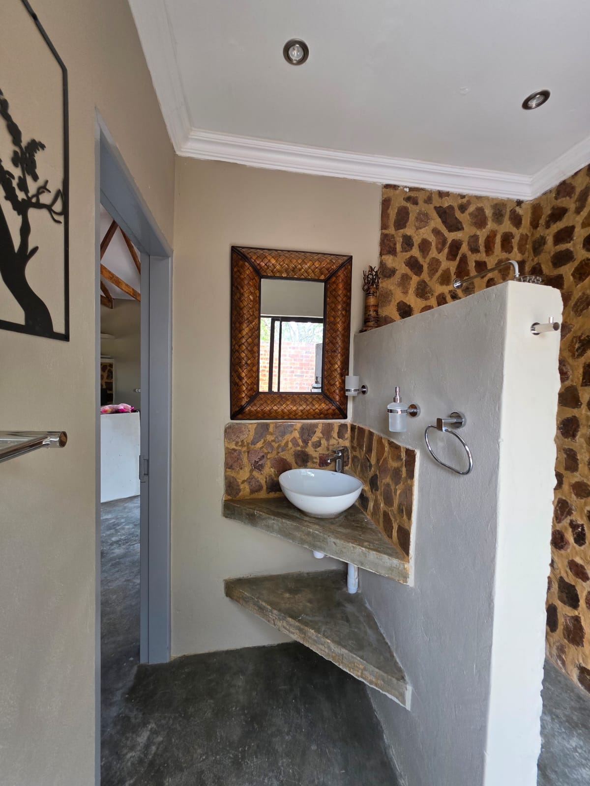 Fish Eagle deluxe villa