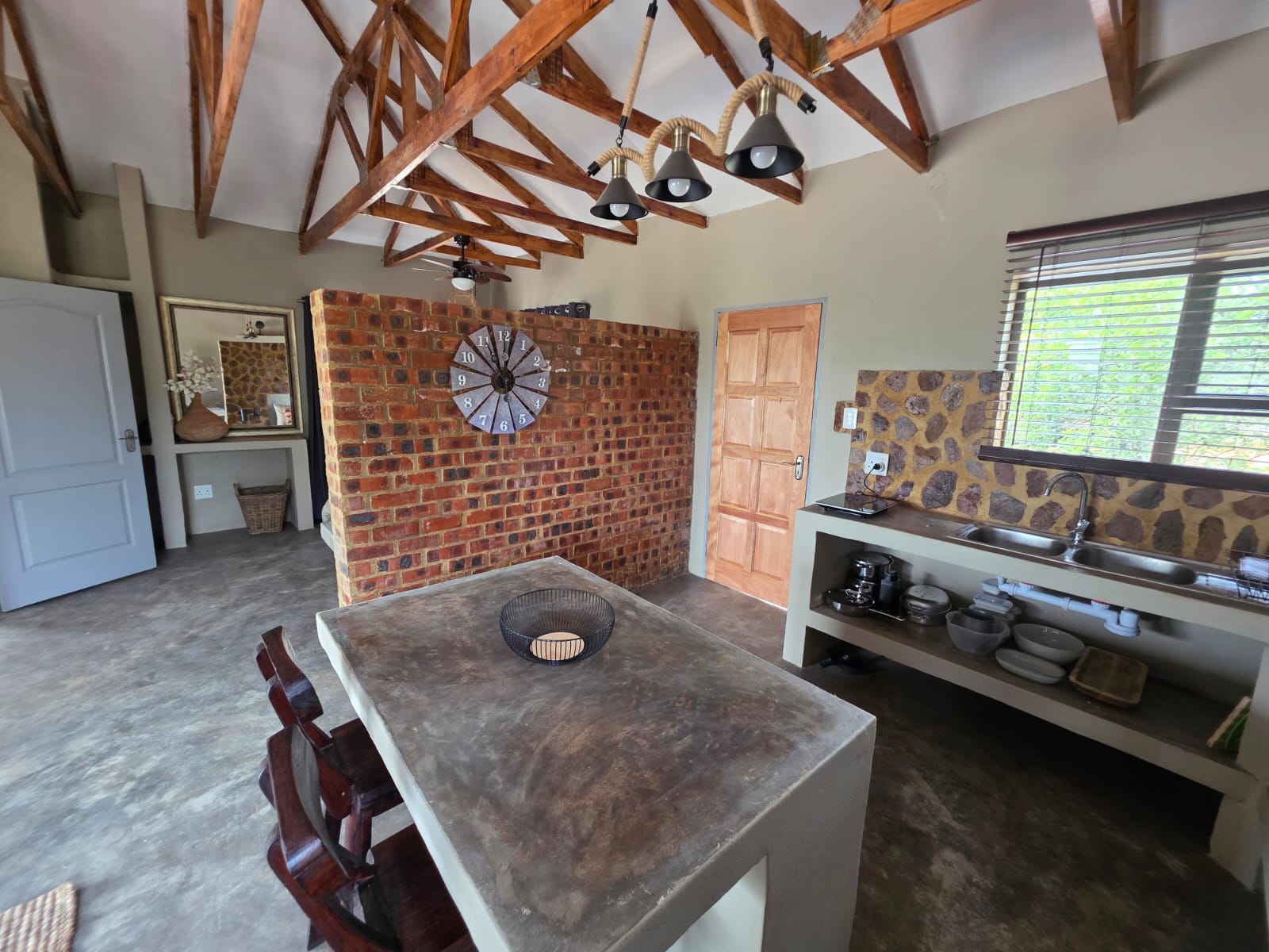 Fish Eagle deluxe villa