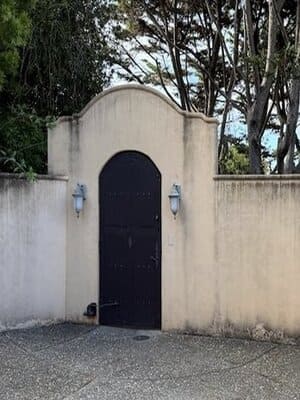 {{ custom_values.service_3 }} in {{custom_values.area_3})