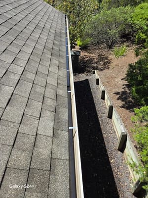 {{ custom_values.service_3 }} in {{custom_values.area_3})