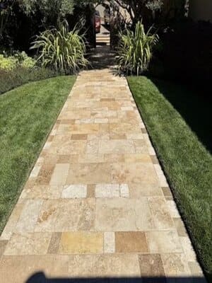 {{ custom_values.service_4 }} in {{custom_values.area_2})