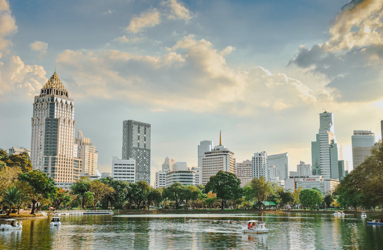 city climate moderated by water