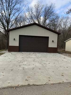 {{ custom_values.service_3 }} in {{custom_values.area_3})