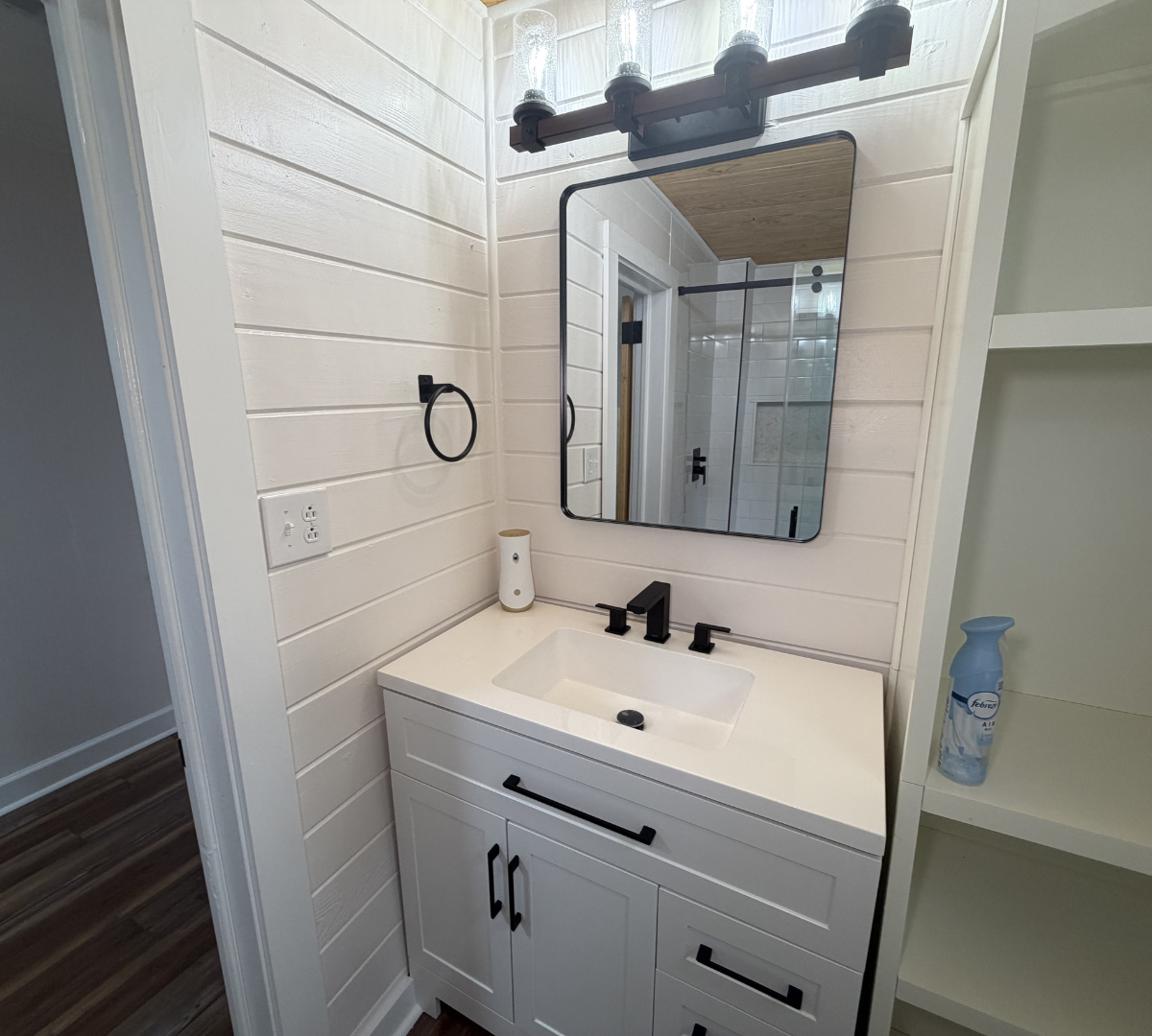 Finished bathroom by DHRAC