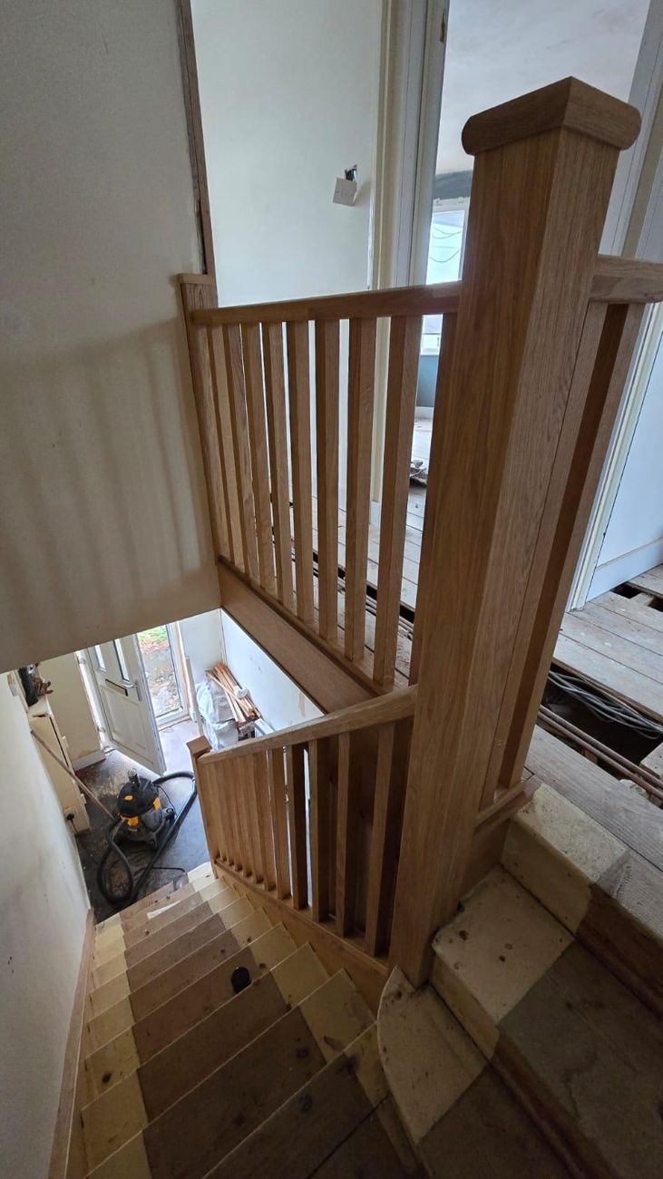 Finished oak staircase and balustrade