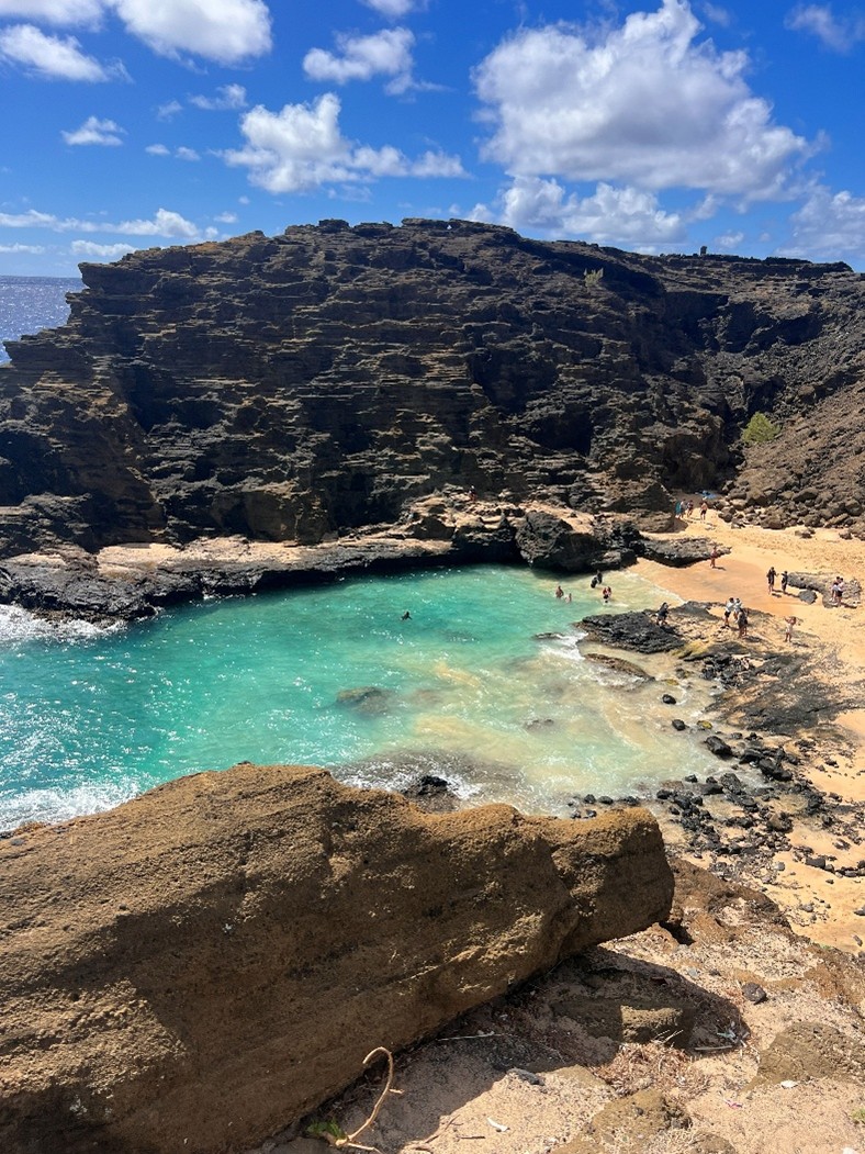 Halona Beach Cove - turquoise water and volcanic rocks Halona Beach Cove - turquoise water and volcanic rocks