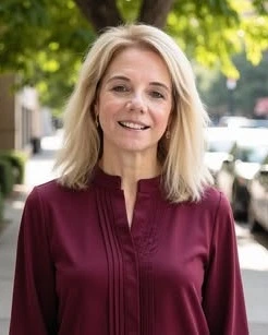 Dawn DeLong, Realtor