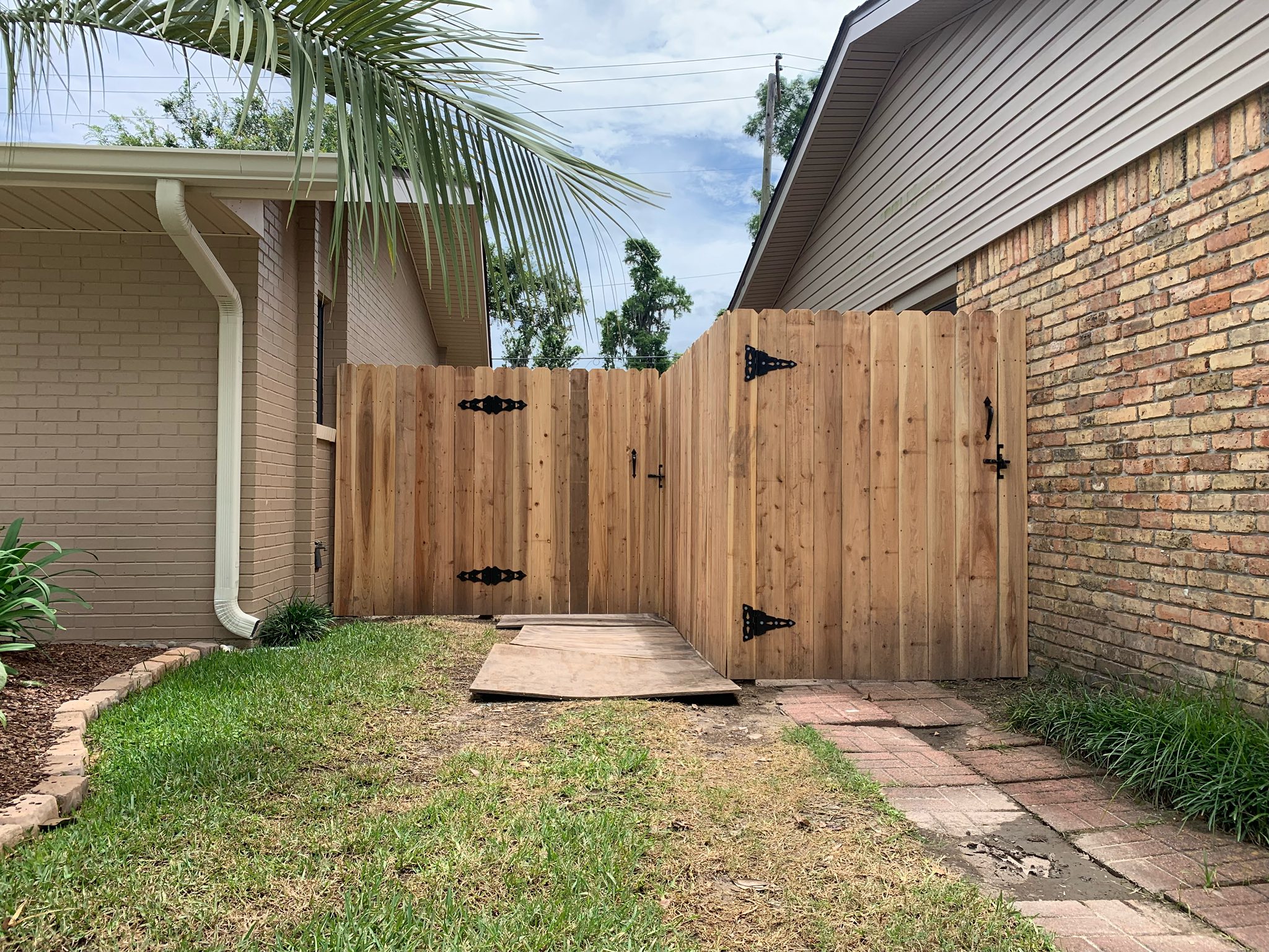 Residential wood privacy fence
