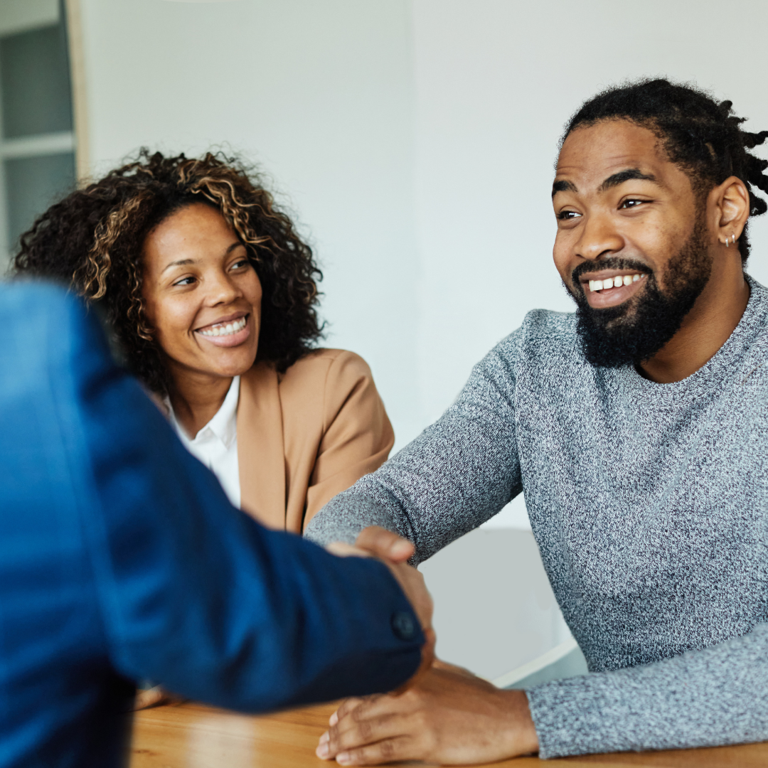 A calm real estate consultation with an expert advisor to plan a stress-free move in the NC Triangle area. A calm real estate consultation with an expert advisor to plan a stress-free move in the NC Triangle area.