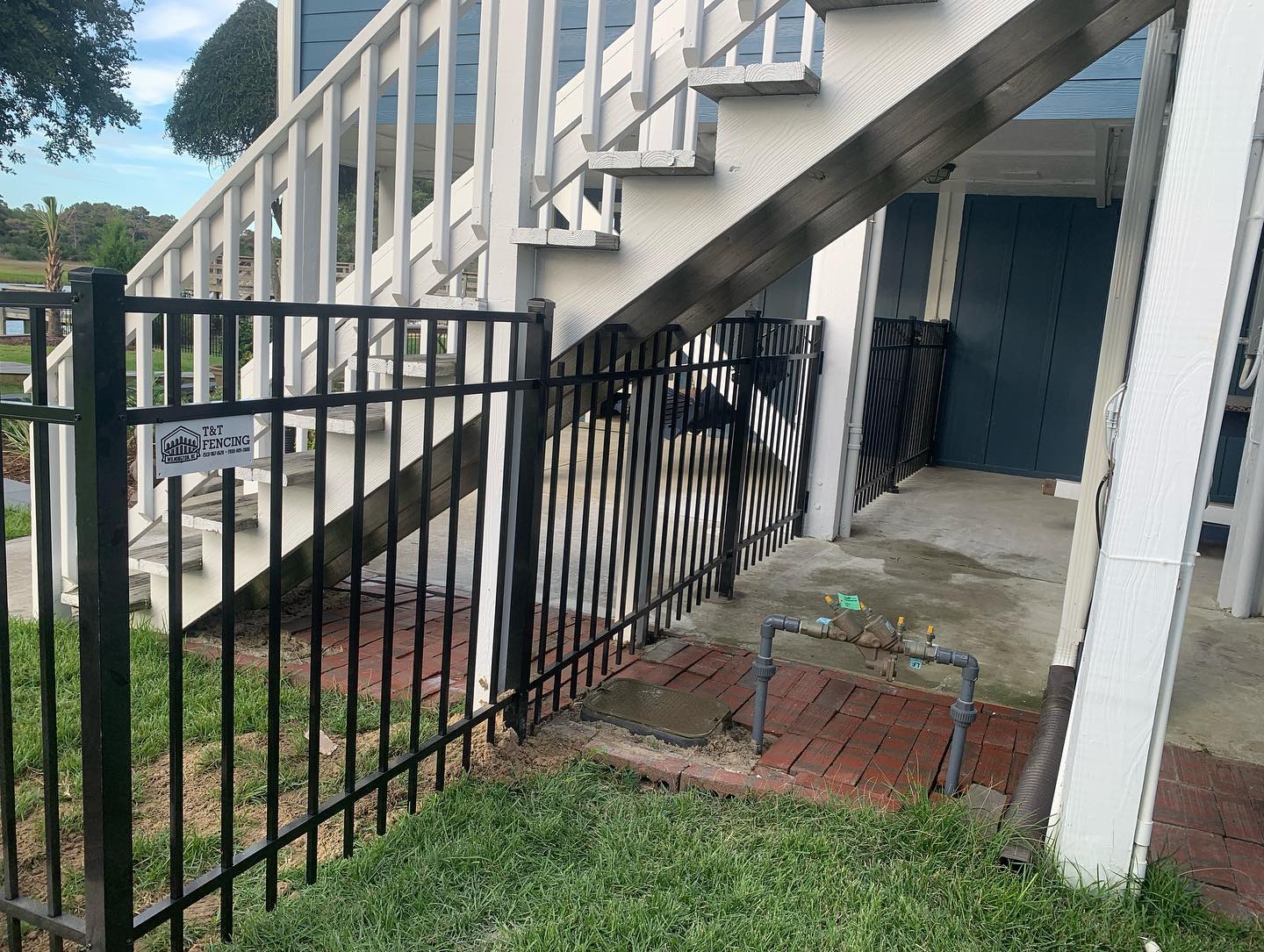 Aluminum Fencing project by T&T Fencing in Wilmington, NC
