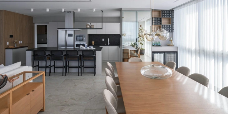 An open plan kitchen with warm tones in London