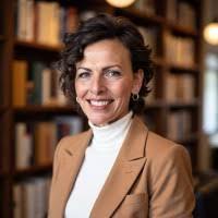 Susan Bull
