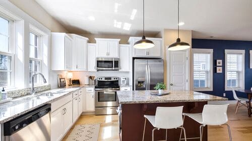 Wailea Airbnb & VRBO Cleaning