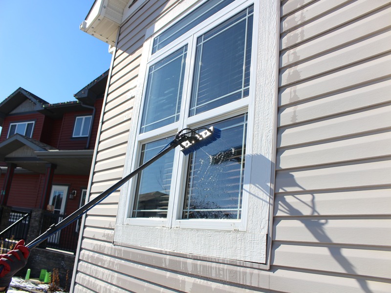 Gutter Cleaning Calgary