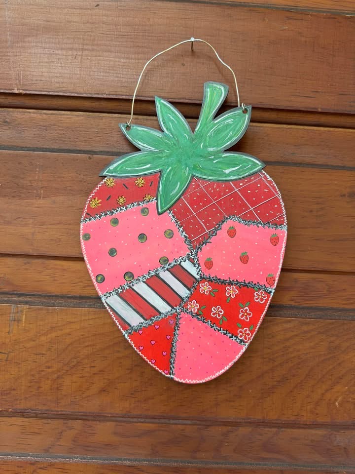ArtGirls member, Heather B. patchwork strawberry door hanger