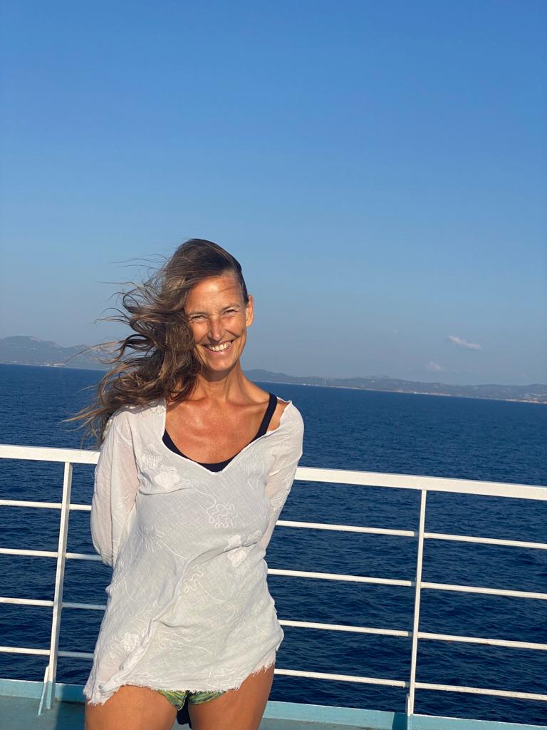 Sophie May – Host of Sacred Women's Retreats