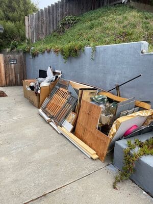 {{ custom_values.service_4 }} in {{custom_values.area_4})