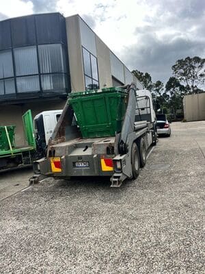 {{ custom_values.service_4 }} in {{custom_values.area_1})