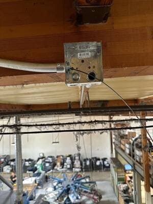 {{ custom_values.service_1 }} in {{custom_values.area_2})